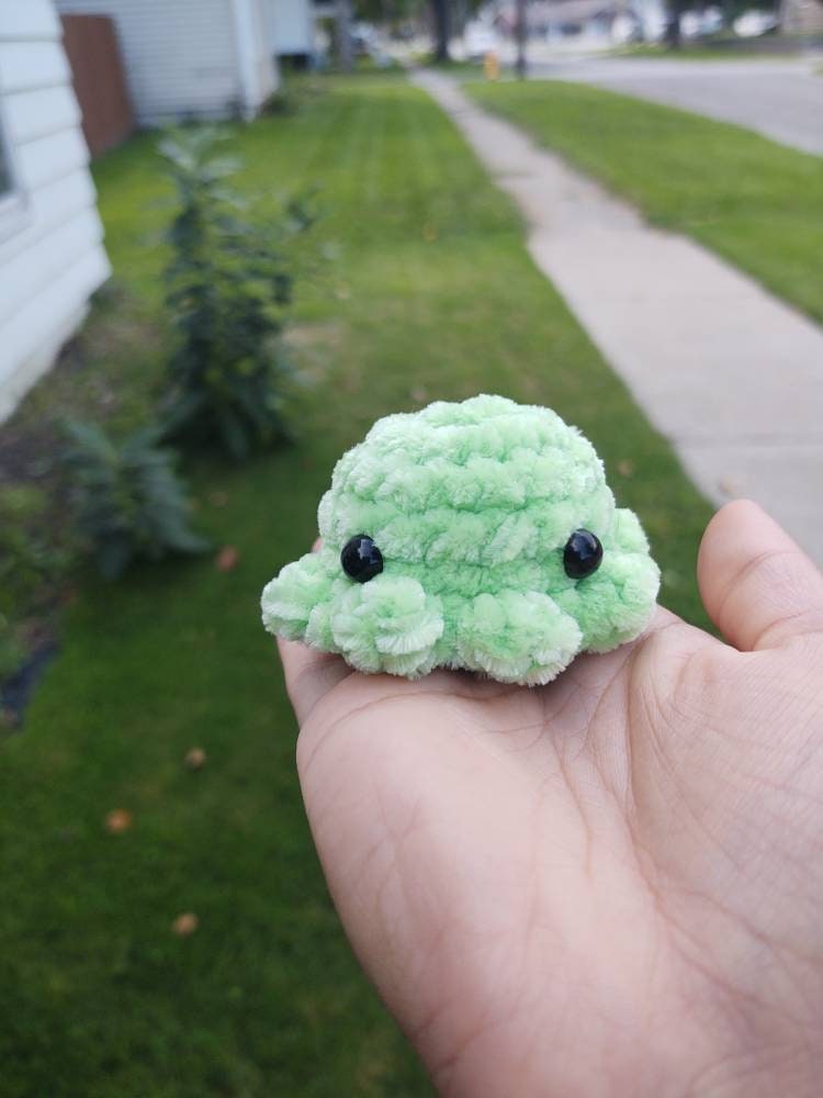Mini velvet pastel octopus plushies