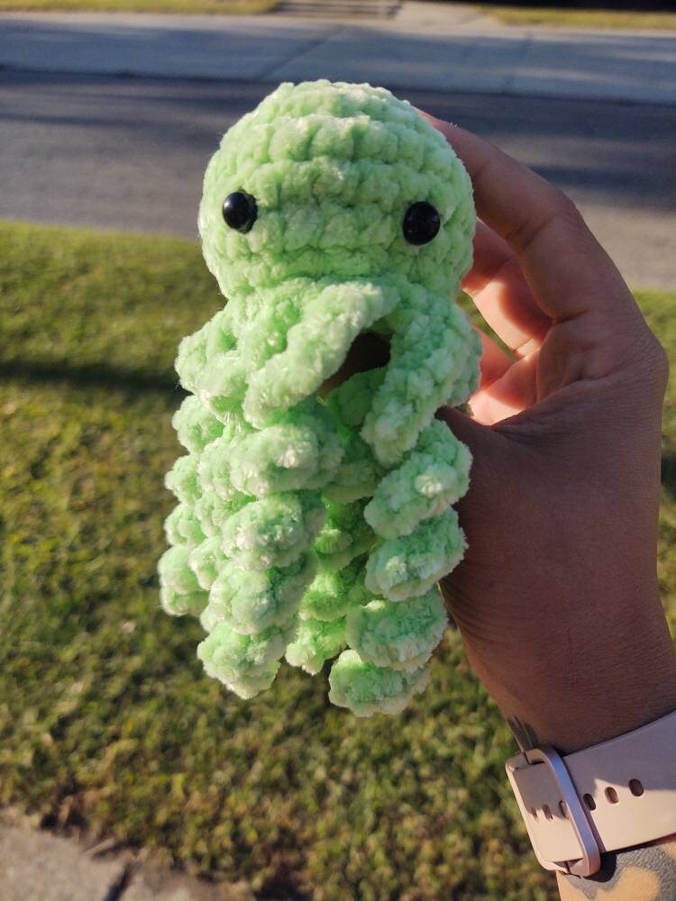 Crochet velvet octopus plush