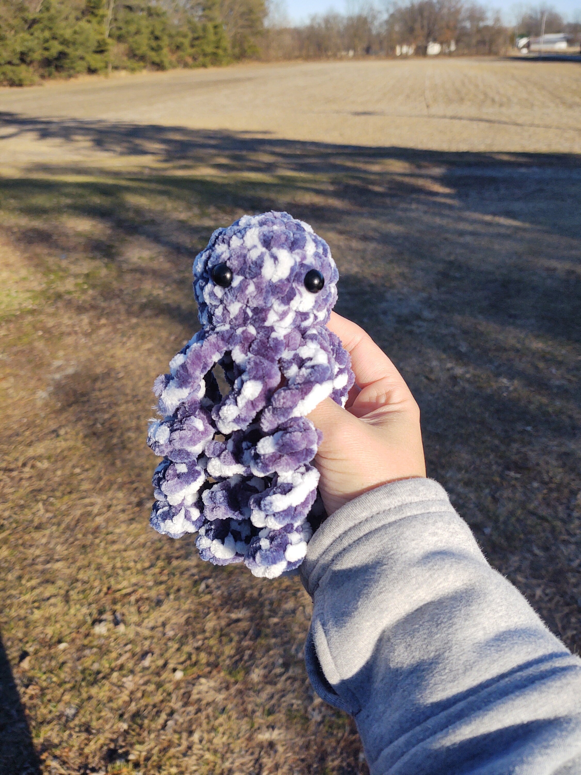 Crochet velvet octopus plush