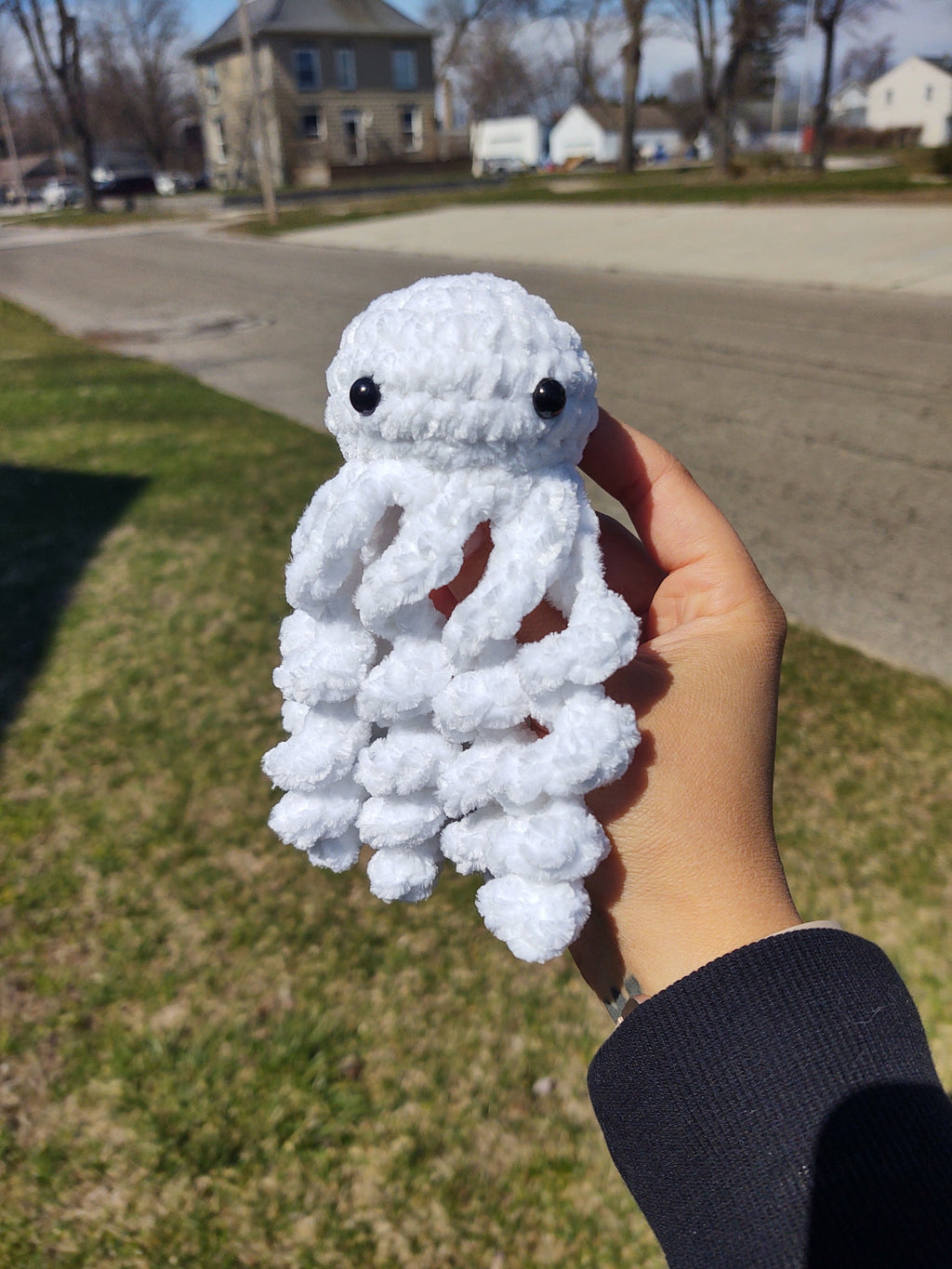 Crochet velvet octopus plush