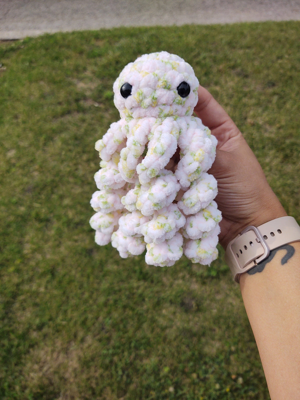 Crochet velvet octopus plush