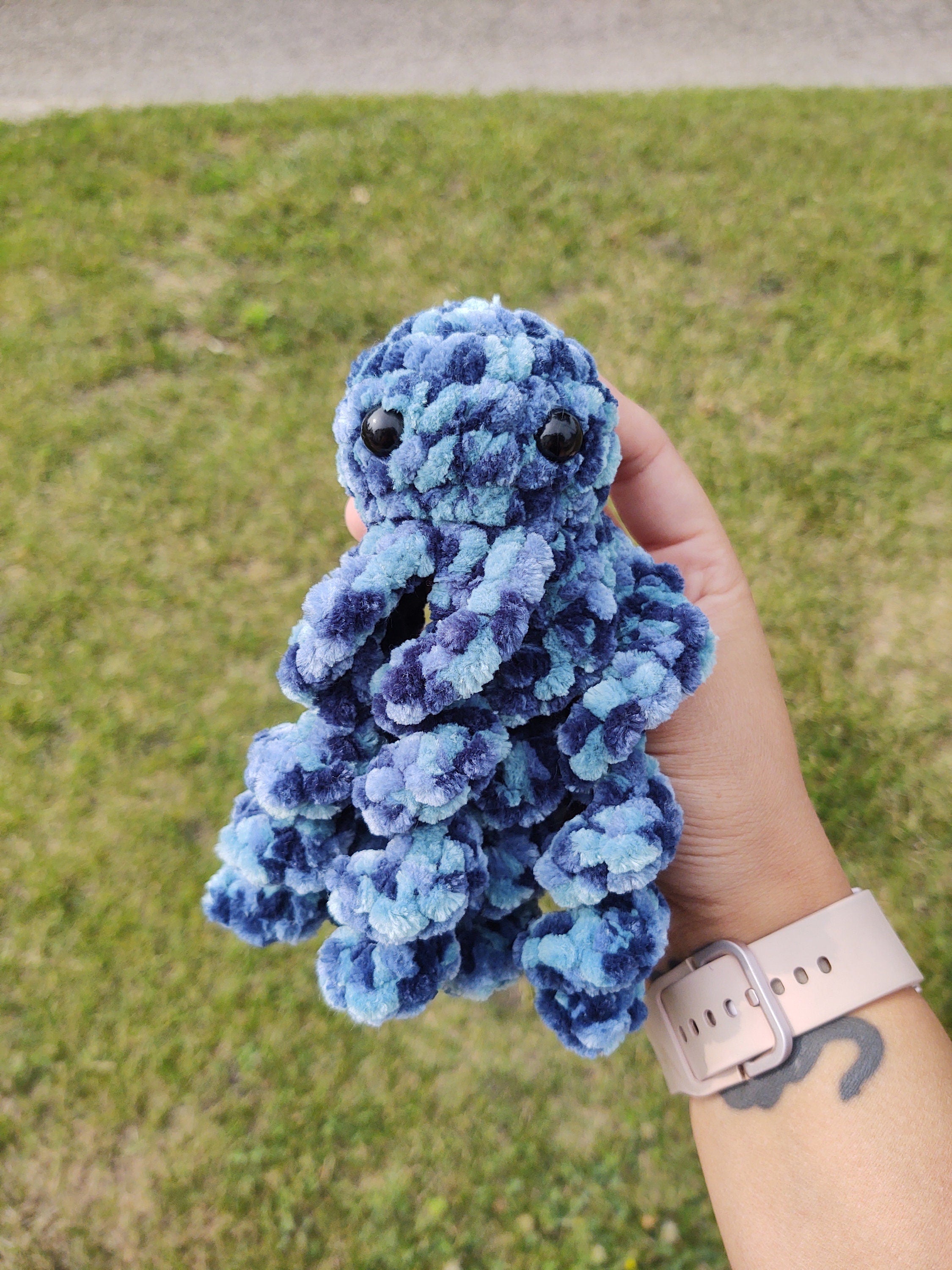 Crochet velvet octopus plush