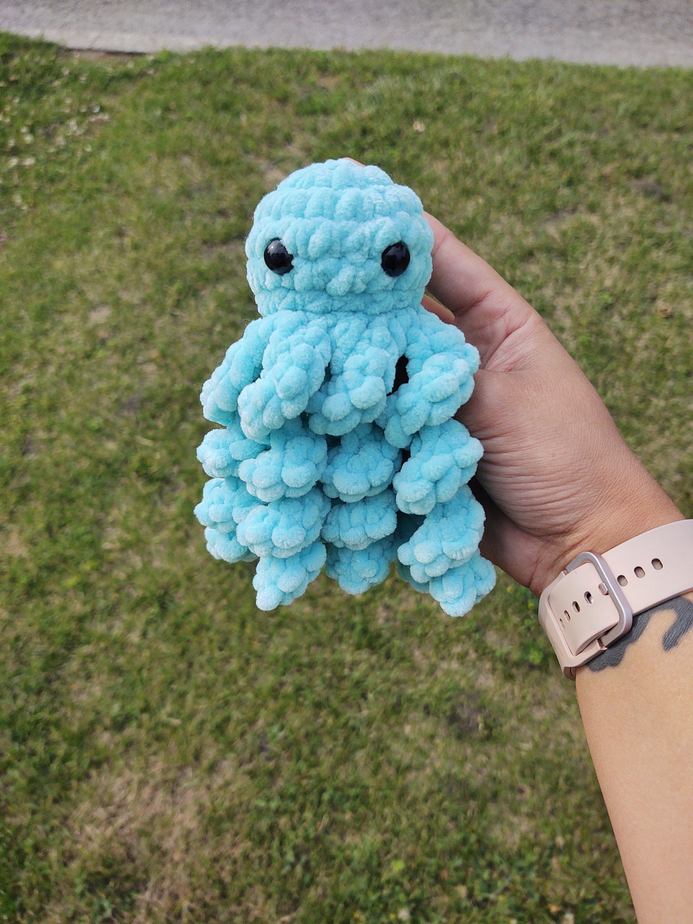 Crochet velvet octopus plush