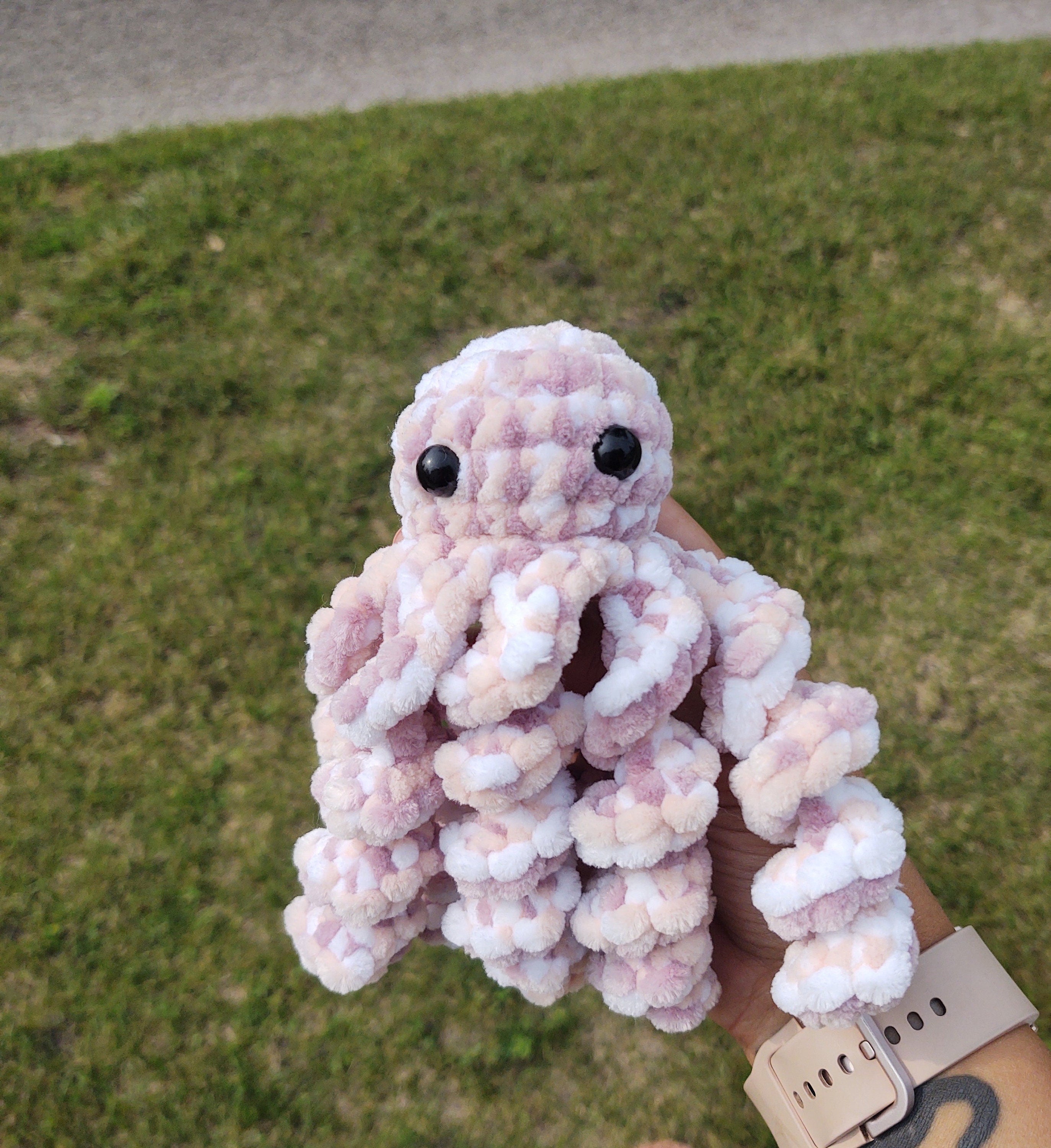 Crochet velvet octopus plush